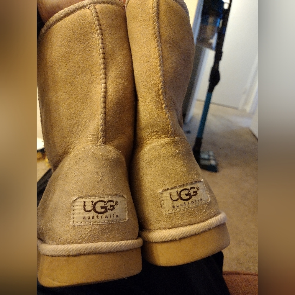 Uggs size 7
